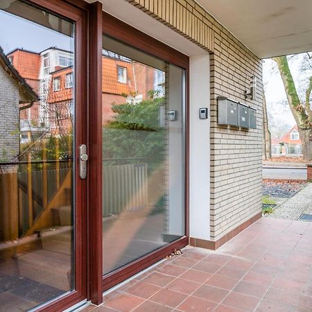 Vivid - Stylisches Apartment Mit Balkon - Parken - Nahe Weser-Ems-Hallen Und Ewe-Arena Oldenburg Luaran gambar